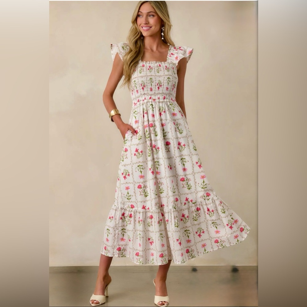 Floral White and Pink Maxi Dress with Pockets!